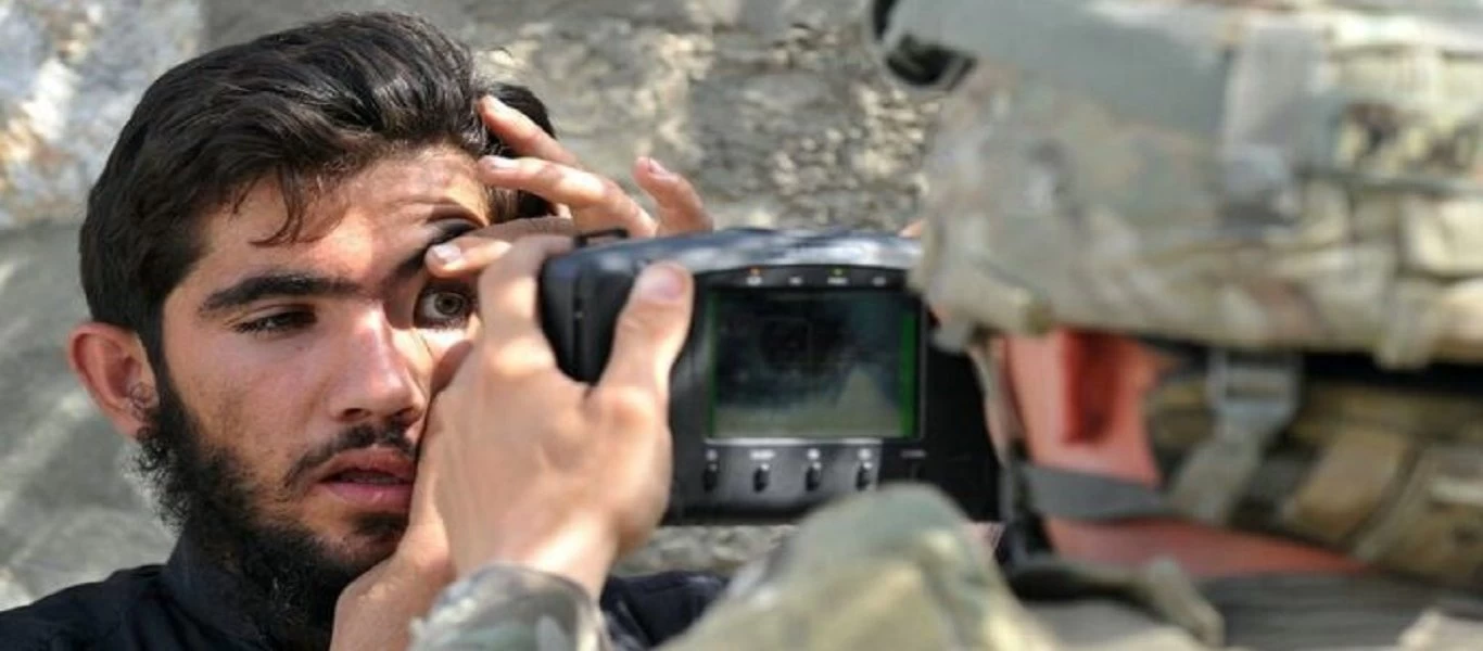 Στα χέρια των Ταλιμπάν έπεσαν τα βιομετρικά δεδομένα εκατομμύριων Αφγανών!